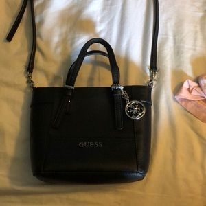 Guess crossbody
